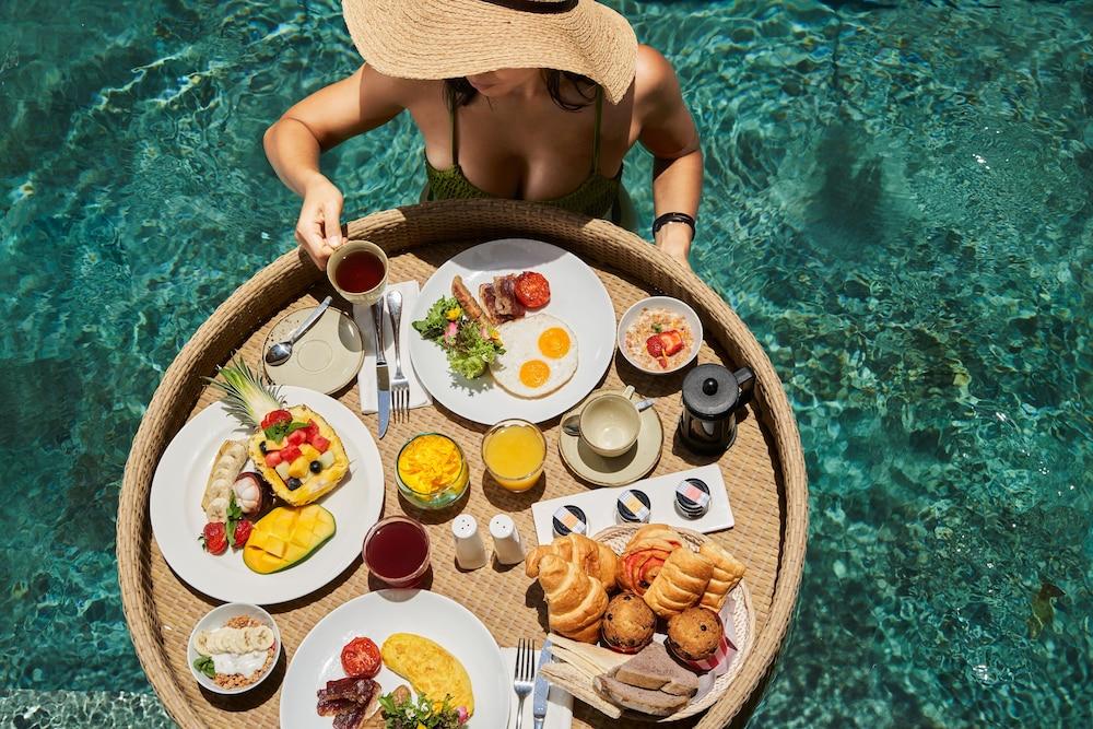 Cross Bali Breakers Otel Jimbaran Dış mekan fotoğraf